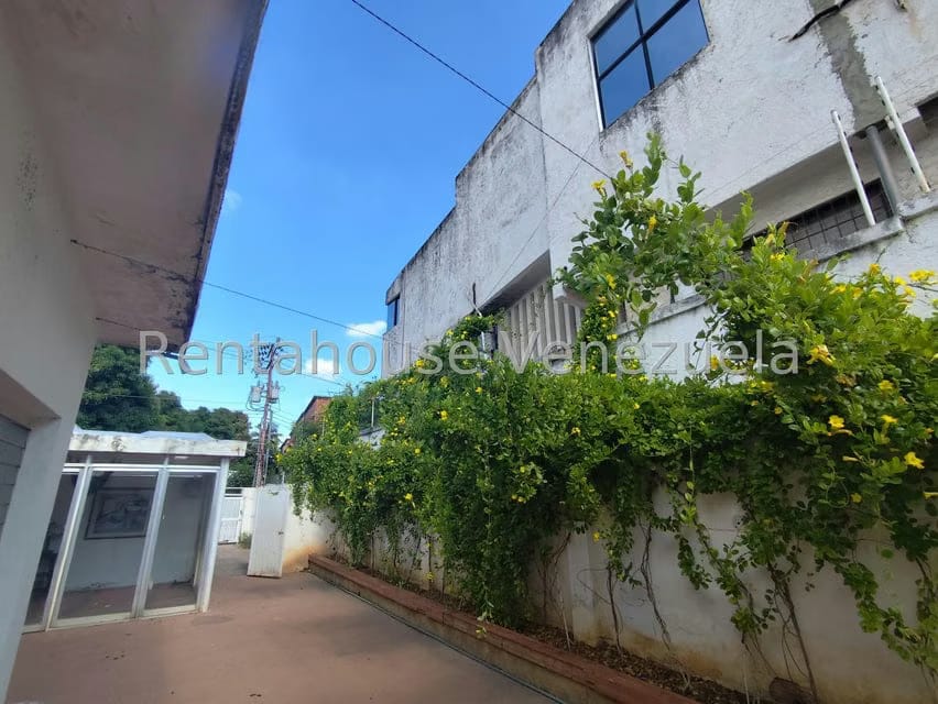Comercial (Oficina) en Venta en Avenida Bella Vista, Zulia - 54
