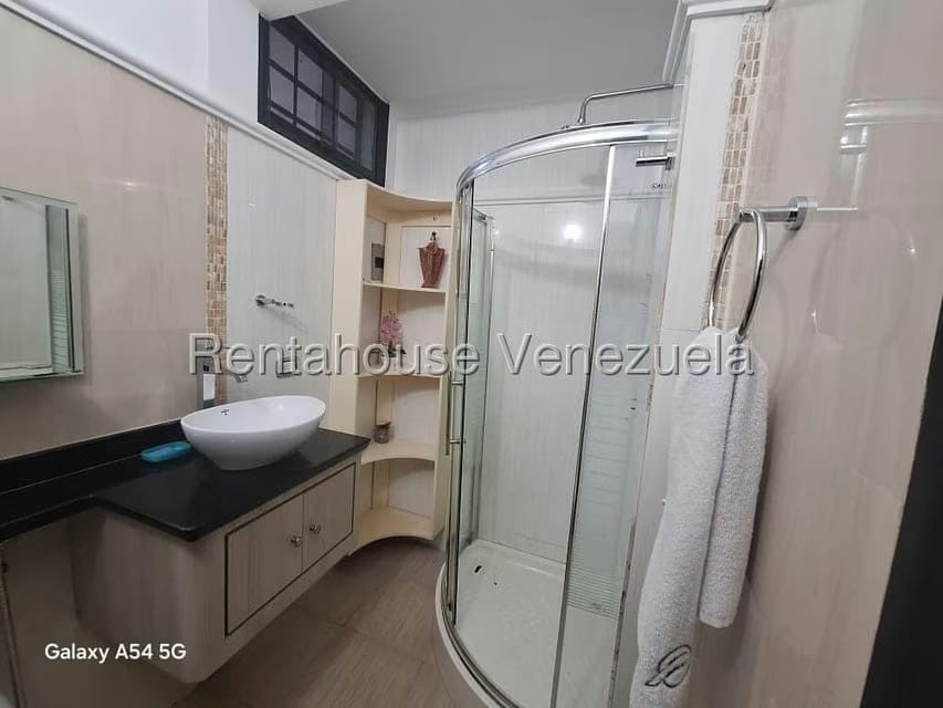 Casa (Multipes Niveles) en Venta en El Paraiso, Merida - 24