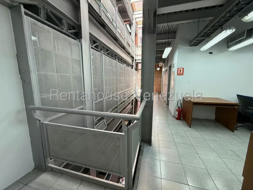 Comercial (Edificio) en Venta en Sabana Grande, Distrito Metropolitano - 21