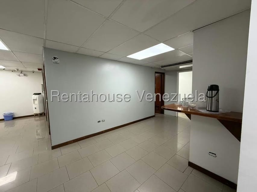 Comercial (Oficina) en Venta en El Rosal, Distrito Metropolitano - 11