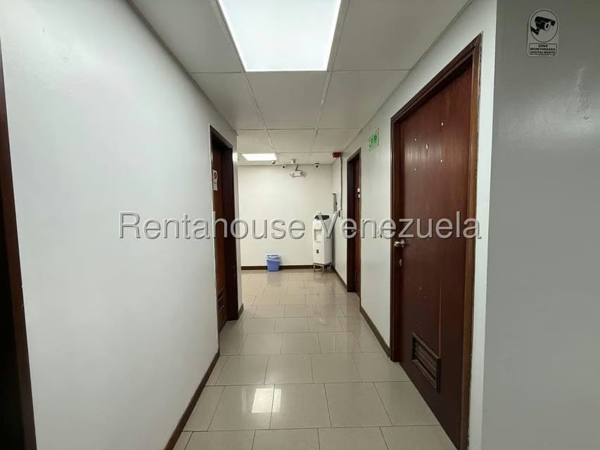 Comercial (Oficina) en Venta en El Rosal, Distrito Metropolitano - 17