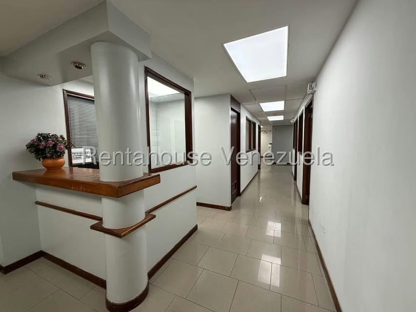 Comercial (Oficina) en Venta en El Rosal, Distrito Metropolitano - 6