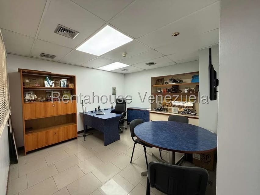 Comercial (Oficina) en Venta en El Rosal, Distrito Metropolitano - 8