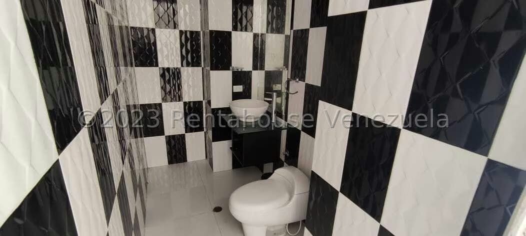 Apartamento (Duplex) en Venta en La Tahona, Distrito Metropolitano - 31