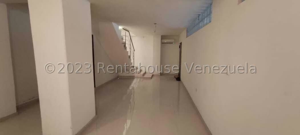 Apartamento (Duplex) en Venta en La Tahona, Distrito Metropolitano - 43