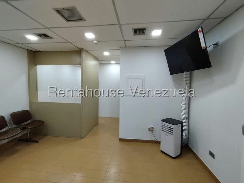 Comercial (Consultorio Medico) en Alquiler en San Bernardino, Distrito Metropolitano - 3