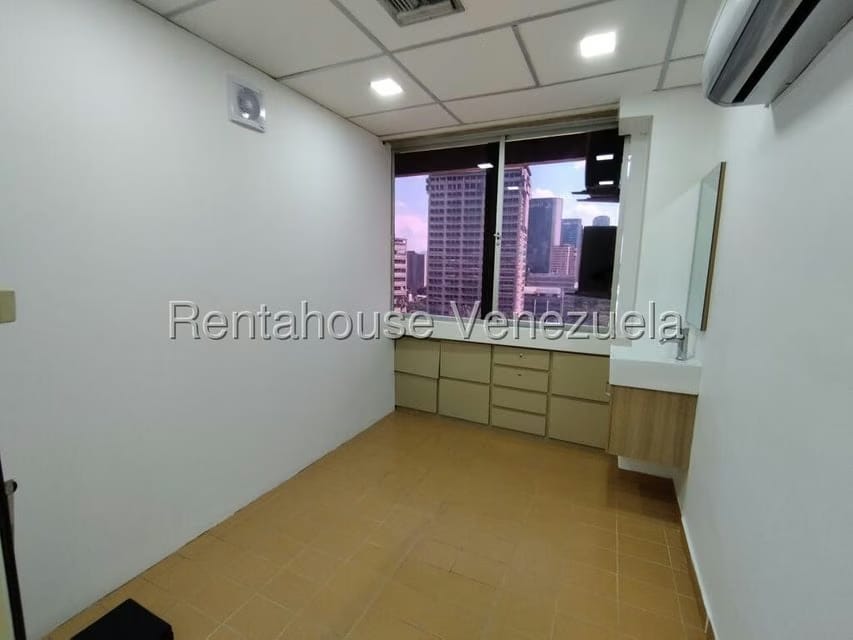 Comercial (Consultorio Medico) en Alquiler en San Bernardino, Distrito Metropolitano - 10