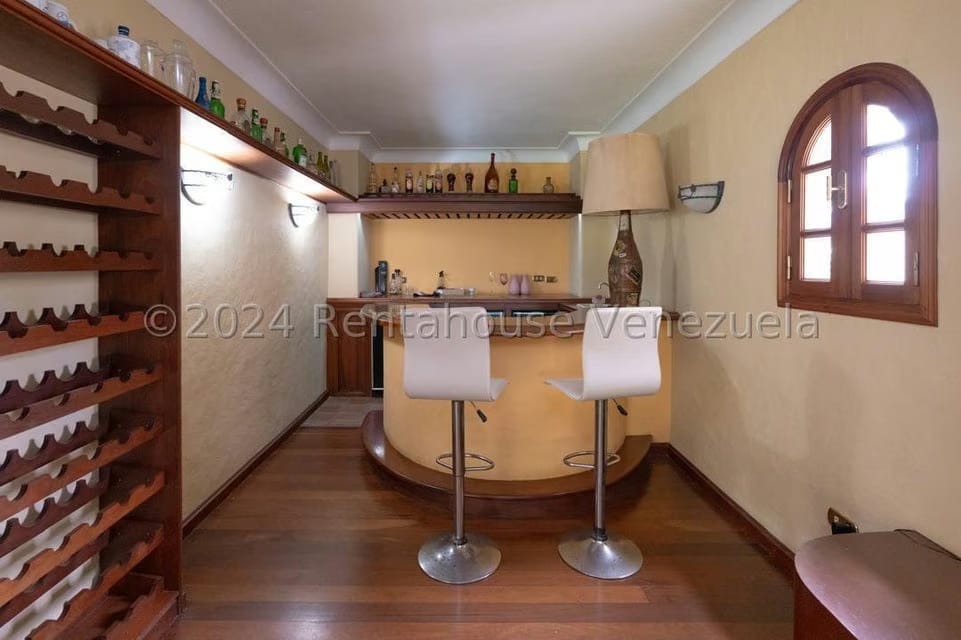 Casa (Multipes Niveles) en Venta en Prados del Este, Distrito Metropolitano - 49