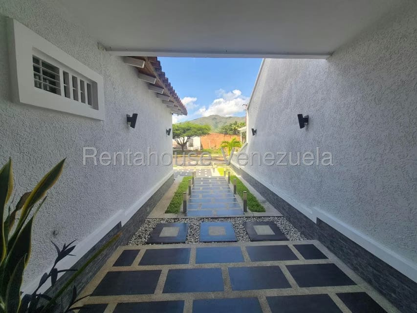 Casa (Duplex) en Venta en Villas de Alcala, Carabobo - 42