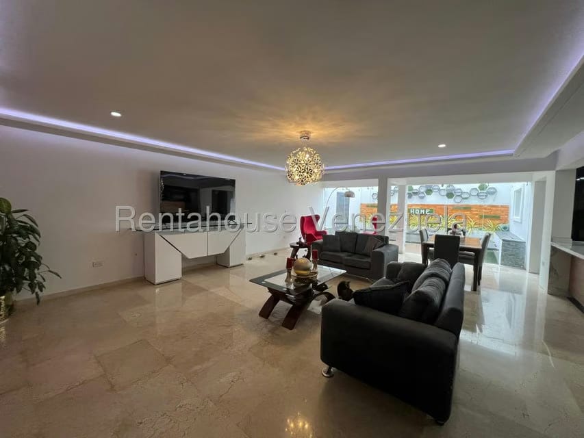 Casa (Duplex) en Venta en Villas de Alcala, Carabobo - 6