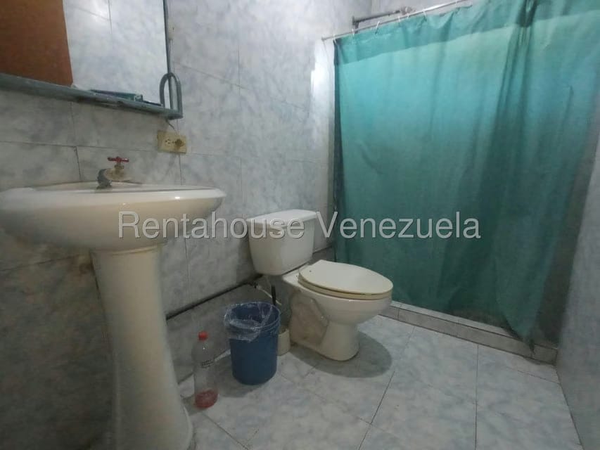 Casa (1 Nivel) en Venta en La Castellana, Carabobo - 28