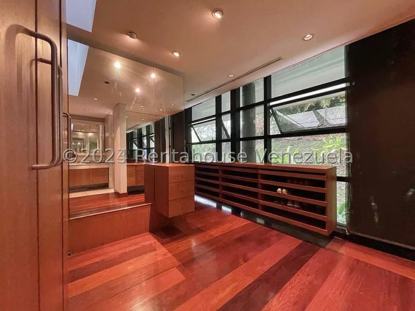 Casa (Multipes Niveles) en Venta en Los Campitos, Distrito Metropolitano - 18