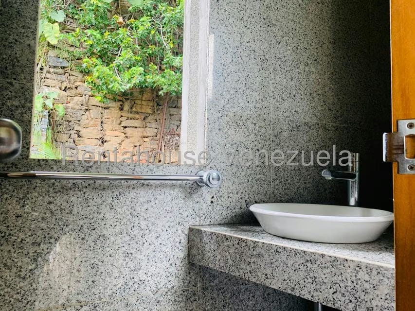 Casa (Multipes Niveles) en Venta en Los Campitos, Distrito Metropolitano - 49