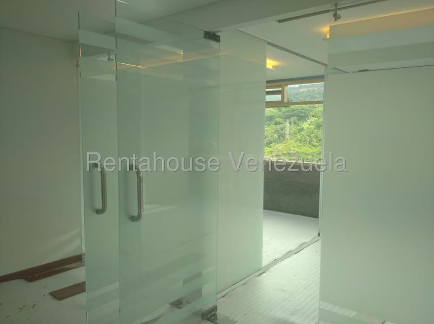 Comercial (Local Comercial) en Venta en Macaracuay, Distrito Metropolitano - 6