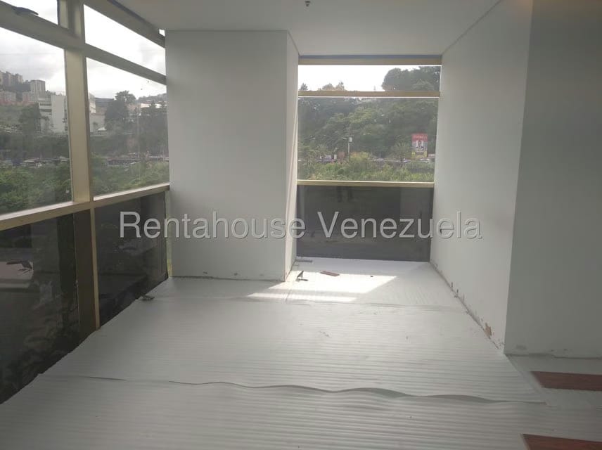 Comercial (Local Comercial) en Venta en Macaracuay, Distrito Metropolitano - 10