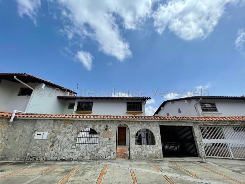 Casa (Multipes Niveles) en Venta en Los Naranjos del Cafetal, Distrito Metropolitano