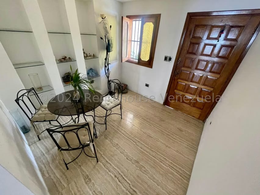Casa (Multipes Niveles) en Venta en Los Naranjos del Cafetal, Distrito Metropolitano - 13
