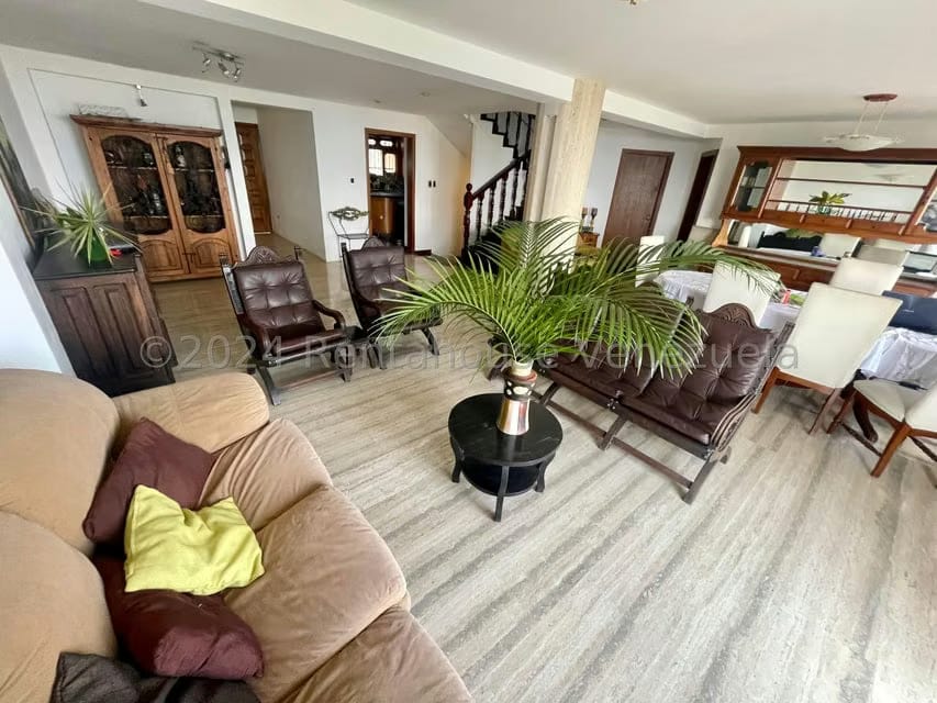 Casa (Multipes Niveles) en Venta en Los Naranjos del Cafetal, Distrito Metropolitano - 16