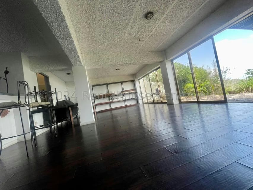 Casa (Multipes Niveles) en Venta en Los Naranjos del Cafetal, Distrito Metropolitano - 29