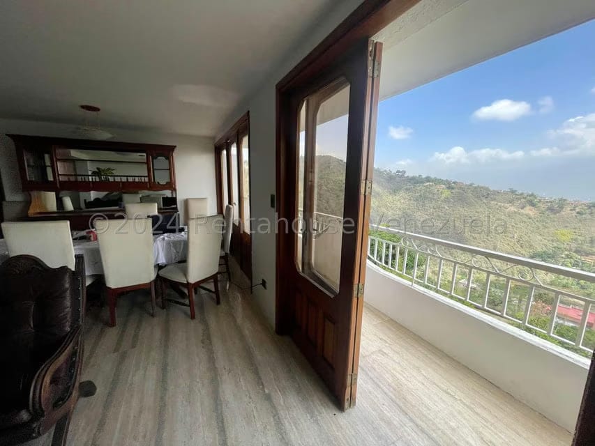 Casa (Multipes Niveles) en Venta en Los Naranjos del Cafetal, Distrito Metropolitano - 5