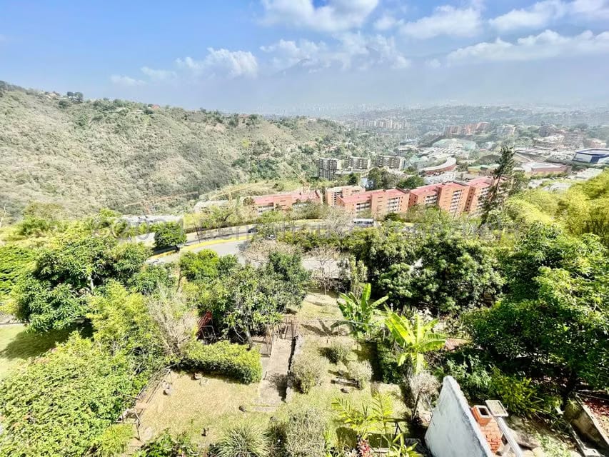 Casa (Multipes Niveles) en Venta en Los Naranjos del Cafetal, Distrito Metropolitano - 51