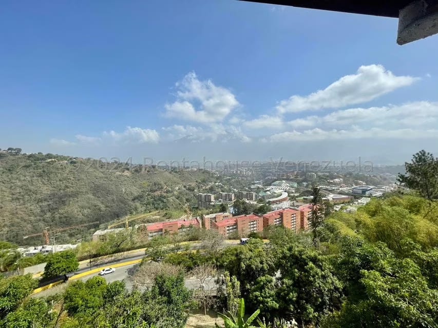 Casa (Multipes Niveles) en Venta en Los Naranjos del Cafetal, Distrito Metropolitano - 52