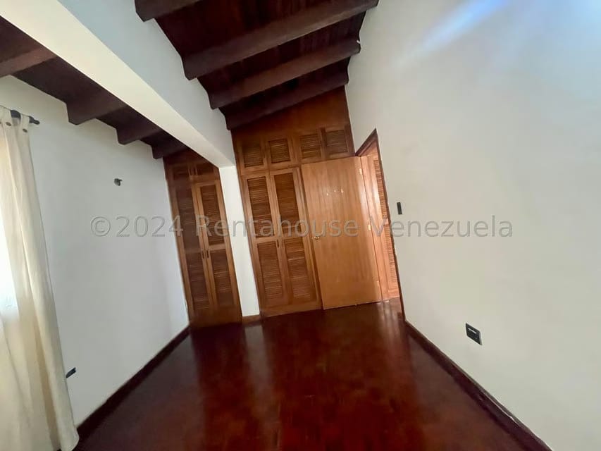 Casa (Multipes Niveles) en Venta en Los Naranjos del Cafetal, Distrito Metropolitano - 61