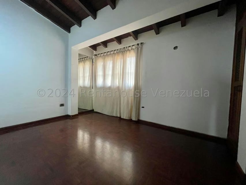 Casa (Multipes Niveles) en Venta en Los Naranjos del Cafetal, Distrito Metropolitano - 66