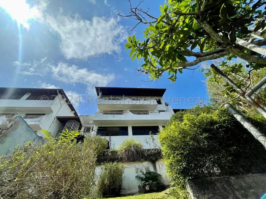 Casa (Multipes Niveles) en Venta en Los Naranjos del Cafetal, Distrito Metropolitano - 8