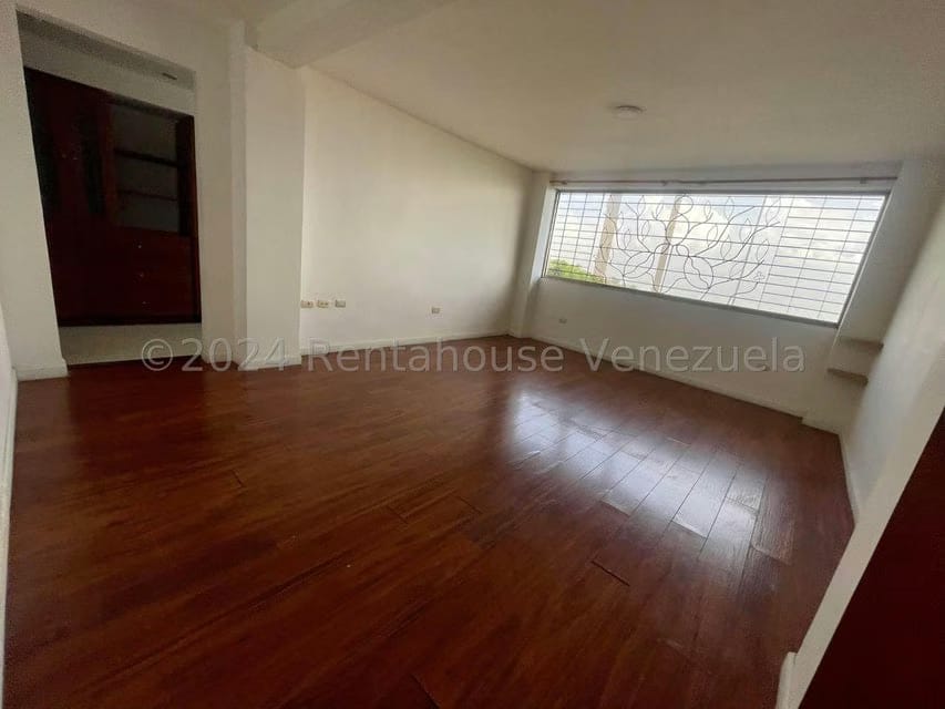 Casa (Multipes Niveles) en Venta en Los Naranjos del Cafetal, Distrito Metropolitano - 78