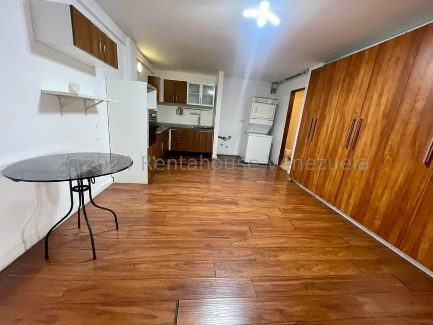 Casa (Multipes Niveles) en Venta en Los Naranjos del Cafetal, Distrito Metropolitano - 84