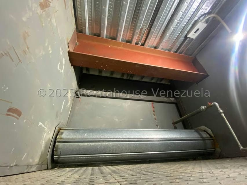 Comercial (Local Comercial) en Alquiler en Chacao, Distrito Metropolitano - 13