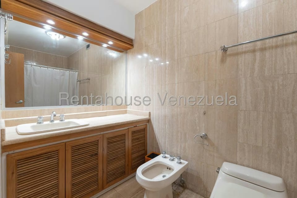 Apartamento (Penthouse) en Venta en Campo Alegre, Distrito Metropolitano - 33