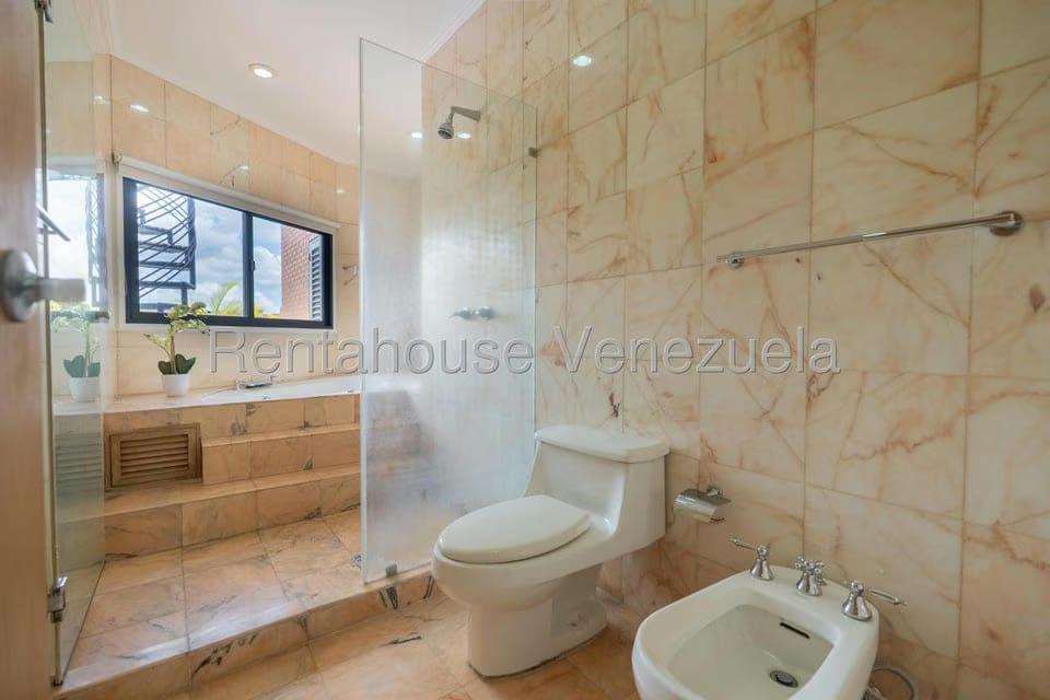Apartamento (Penthouse) en Venta en Campo Alegre, Distrito Metropolitano - 47