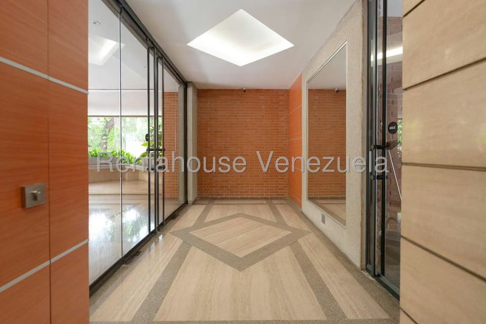 Apartamento (Penthouse) en Venta en Campo Alegre, Distrito Metropolitano - 71