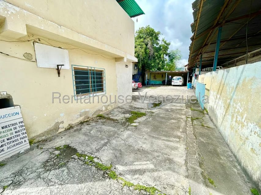 Comercial (Local Comercial) en Alquiler en Los Rastrojos, Lara - 2
