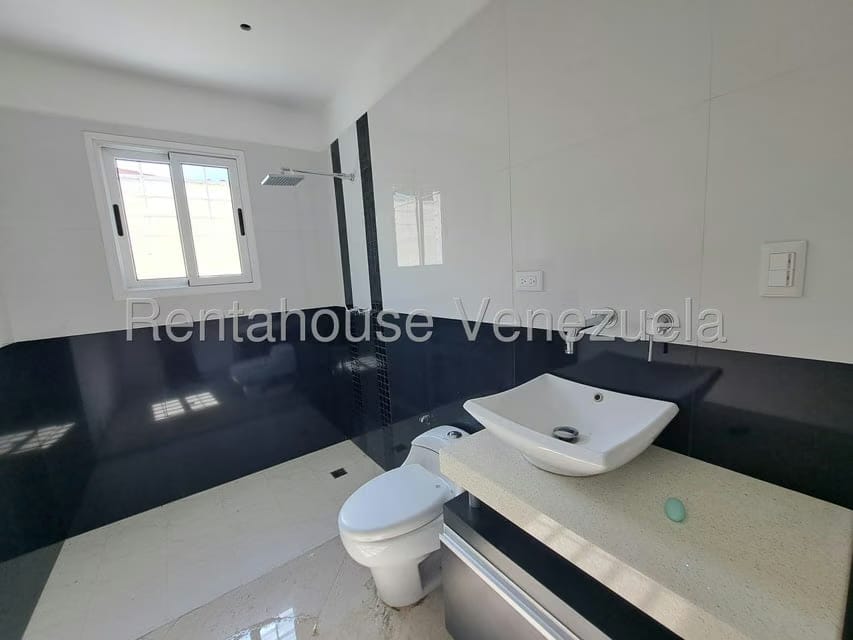 Casa (1 Nivel) en Venta en Llano Alto, Portuguesa - 24