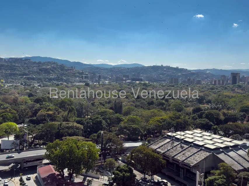 Apartamento (1 Nivel) en Venta en Los Dos Caminos, Distrito Metropolitano - 8