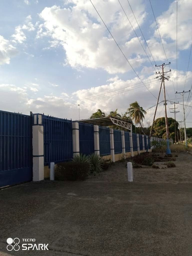 Galpón con Oficinas en sector Viento Fresco_ de la Ciudad de Anaco en Alquiler - 5