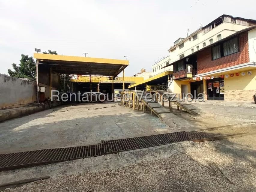 Comercial (Galpon - Deposito) en Venta en Cabriales, Carabobo - 26