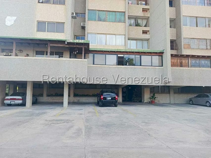 Apartamento (1 Nivel) en Alquiler en Tierra Negra, Zulia - 28