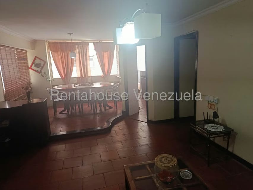 Apartamento (1 Nivel) en Alquiler en Centro, Falcon - 2