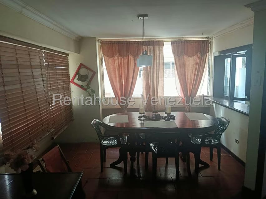 Apartamento (1 Nivel) en Alquiler en Centro, Falcon - 3