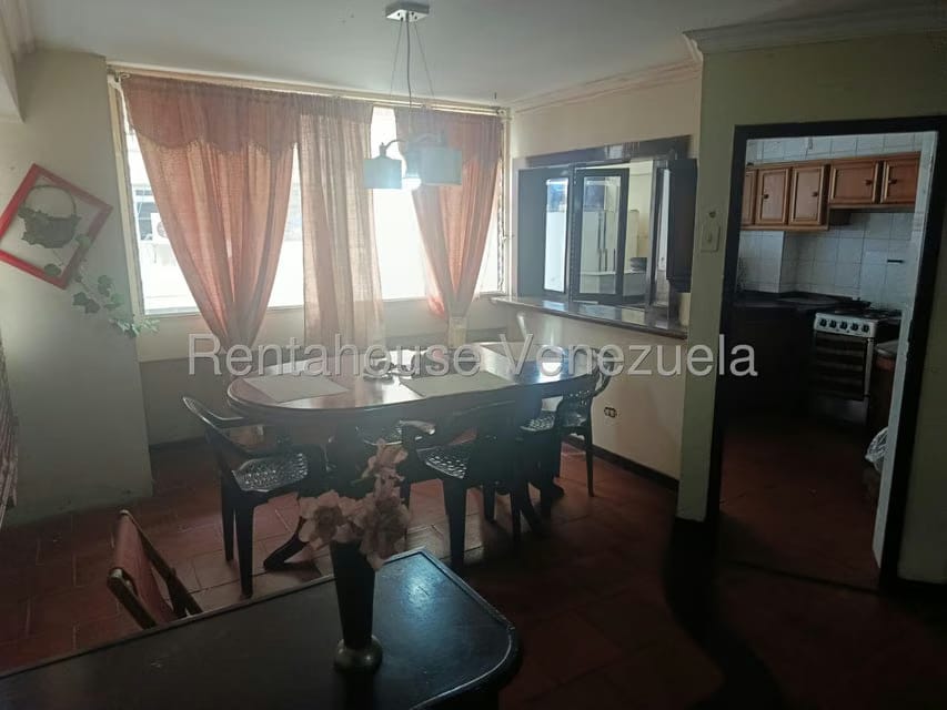 Apartamento (1 Nivel) en Alquiler en Centro, Falcon - 4