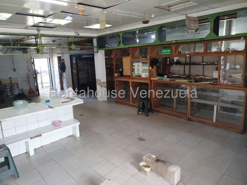Comercial (Local Comercial) en Venta en Petare, Distrito Metropolitano - 5