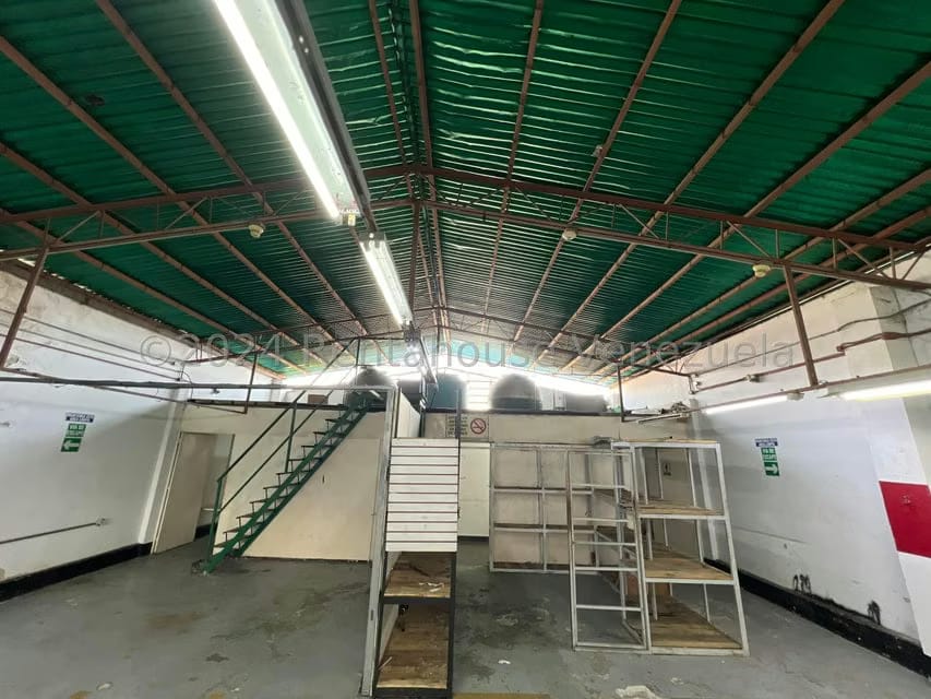 Comercial (Industrial) en Venta en Catia, Distrito Metropolitano - 17