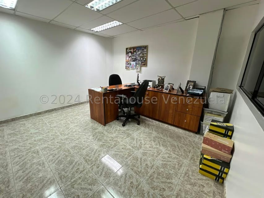 Comercial (Industrial) en Venta en Catia, Distrito Metropolitano - 4
