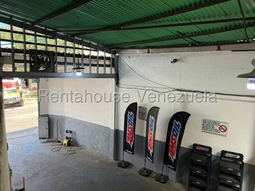 Comercial (Local Comercial) en Venta en Sarria, Distrito Metropolitano - 5