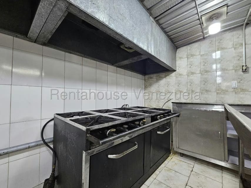 Comercial (Local Comercial) en Alquiler en Las Mercedes, Lara - 29