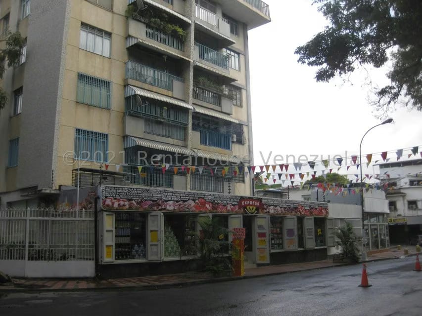 Negocios y Empresas (Alimentos y Bebidas) en Venta en Los Chaguaramos, Distrito Metropolitano - 3